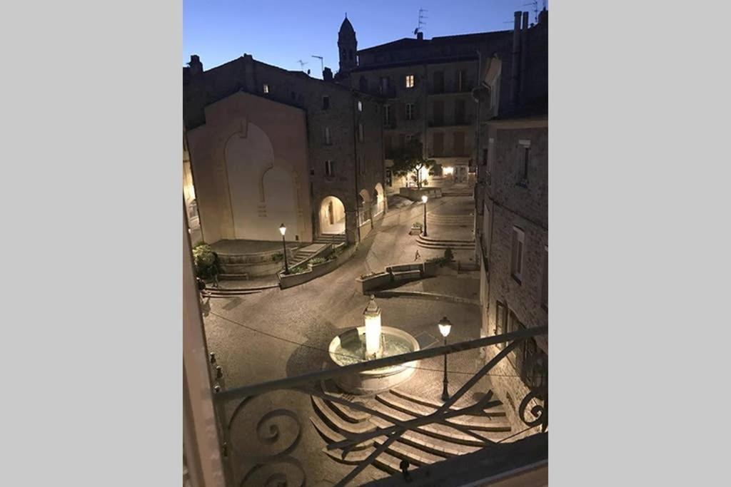 Annonay Centre, Grand Appartement Cosy, 3 Chambres エクステリア 写真